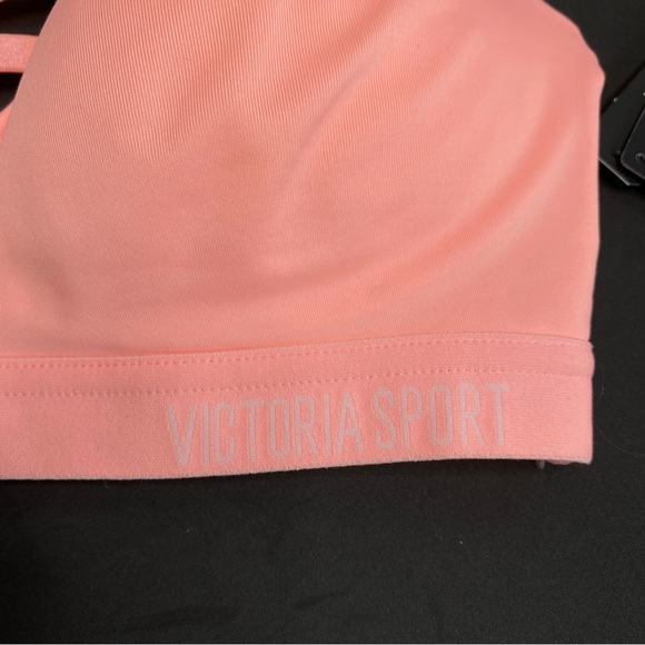 Victorias Secret Incredible Lightweight Sports Bra Pink Peach 32C Medium Support - Picture 3 of 8